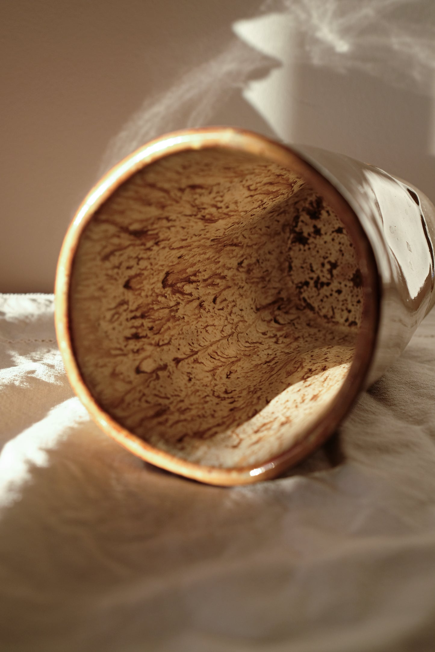 Vase en céramique – Pièce unique « Détails x Ollaemporium »