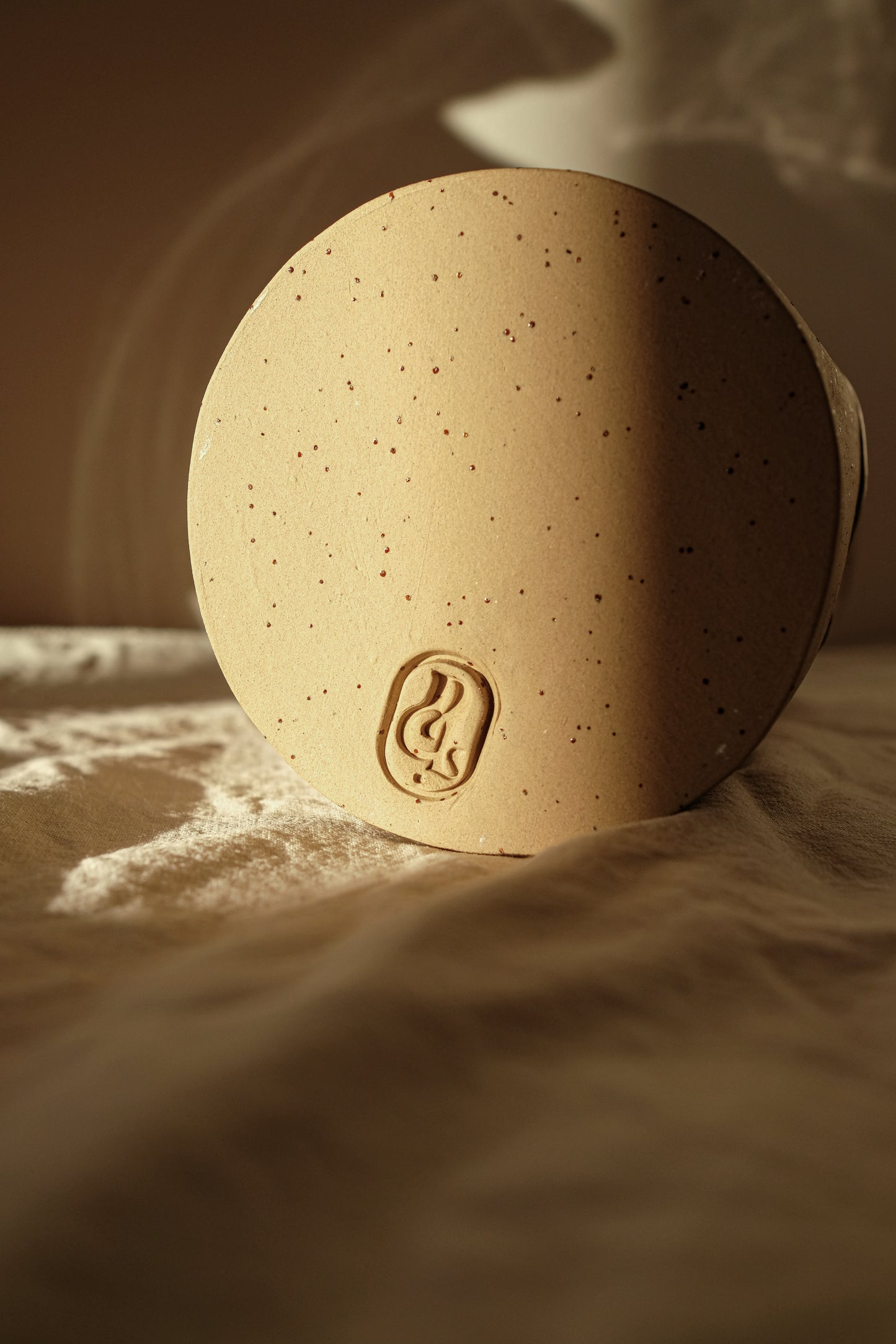 Vase en grès artisanal émaillé cappuccino et caramel